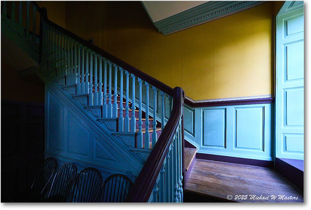 EntranceStairwell_Kenmore_2025Oct_R5A26057