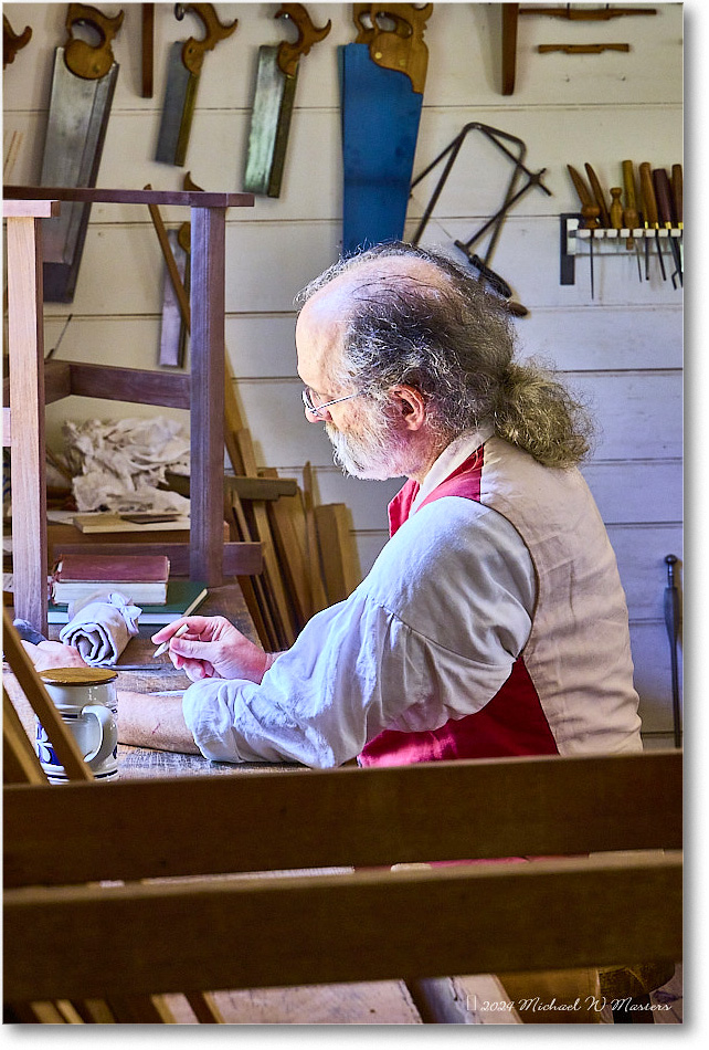 CabinetMakerInterpreter_ColonialWilliamsburg_2024Sep_R5B30460