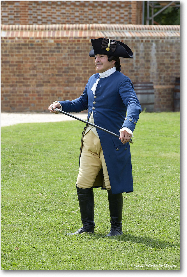 ColonialOfficer_Williamsburg_2025May_R5C01375