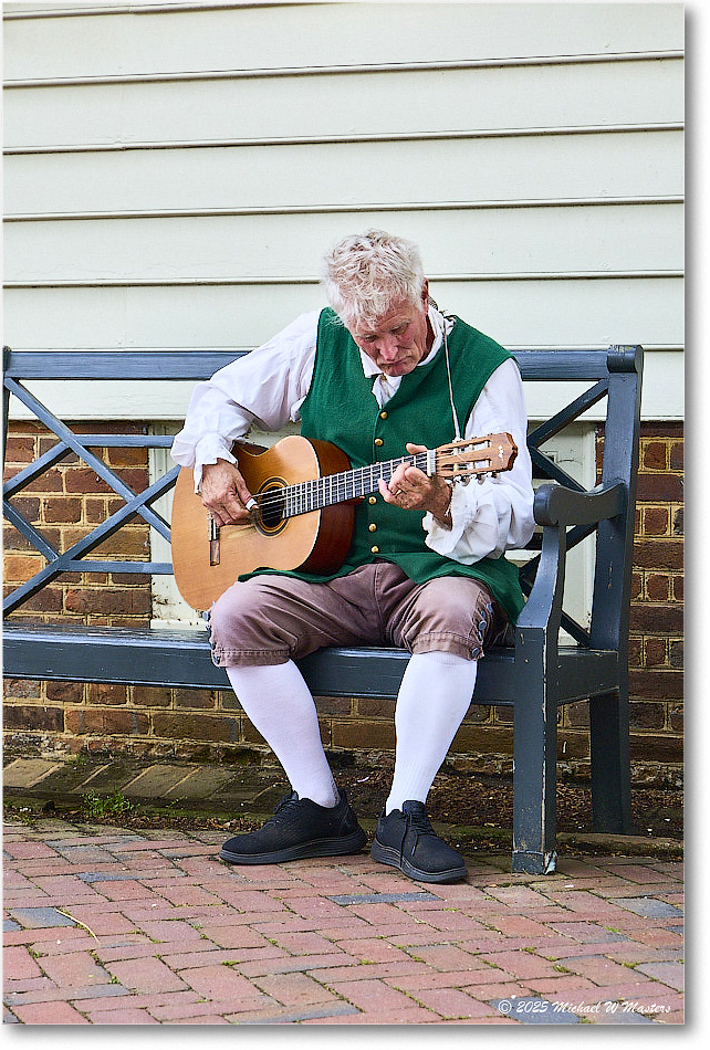 Musician_Williamsburg_2025May_R5C03278