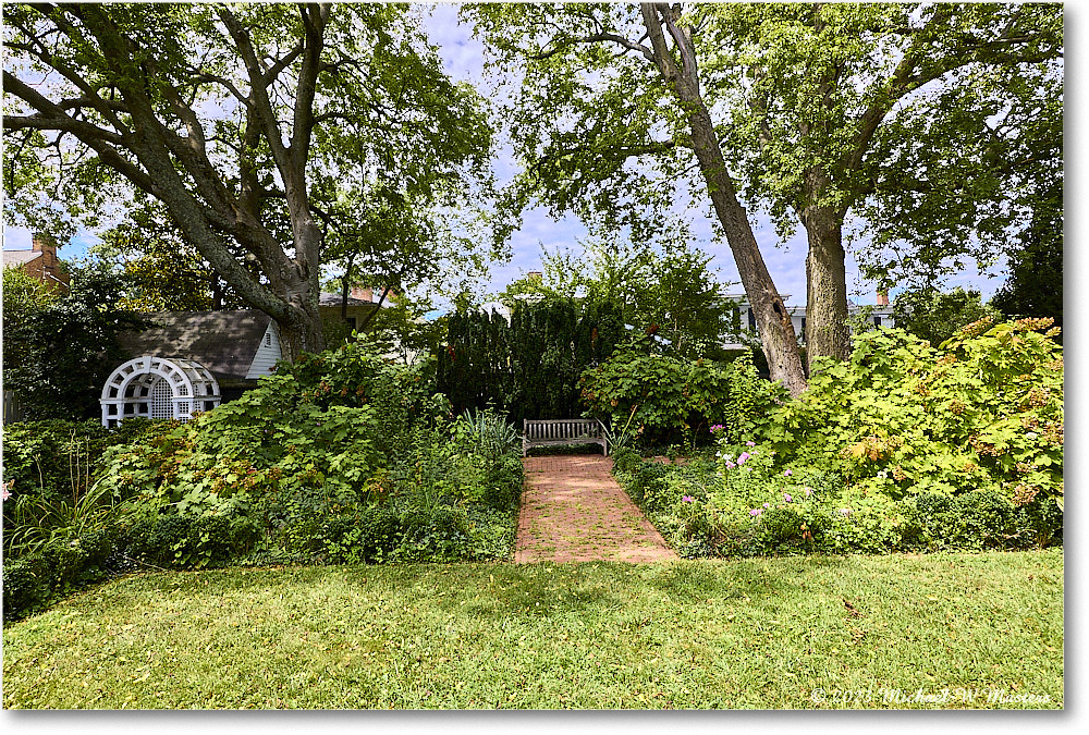 Garden_MaryWashingtonHouse_2023Aug_R5A21169-71_HDR-Pano360 copy