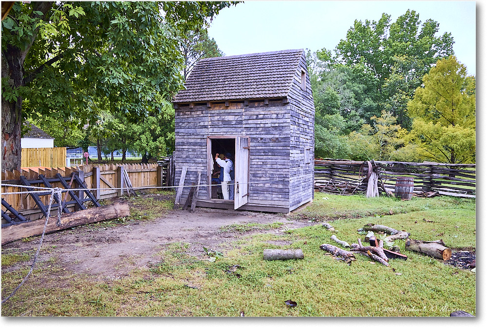 ColonialFarmDependency_ColonialWilliamsburg_2024Sep_R5B30239