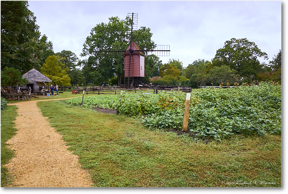 ColonialFarm_ColonialWilliamsburg_2024Sep_R5B30229