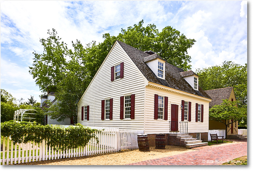 CatherineBlaikleyHouse_Williamsburg_2025May_R5B31232-34_HDR