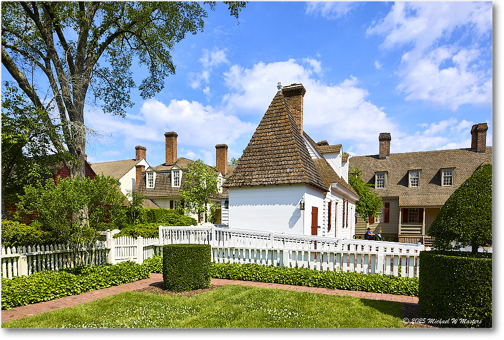 AlexanderPurdieGarden_Williamsburg_2025May_R5B31193-95_HDR