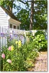 ShieldsTavernGarden_Williamsburg_2025May_R5C02961