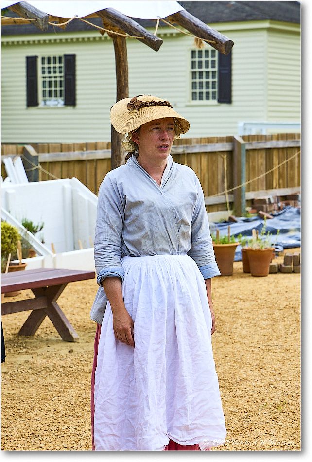ColonialGardener_Williamsburg_2025May_R5C02847