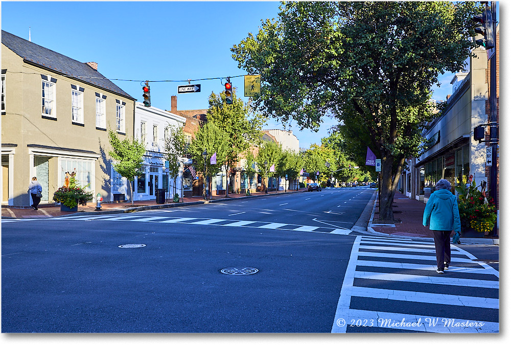 StreetScene_Fredericksburg_2023Oct_R5A21511&12_HDR