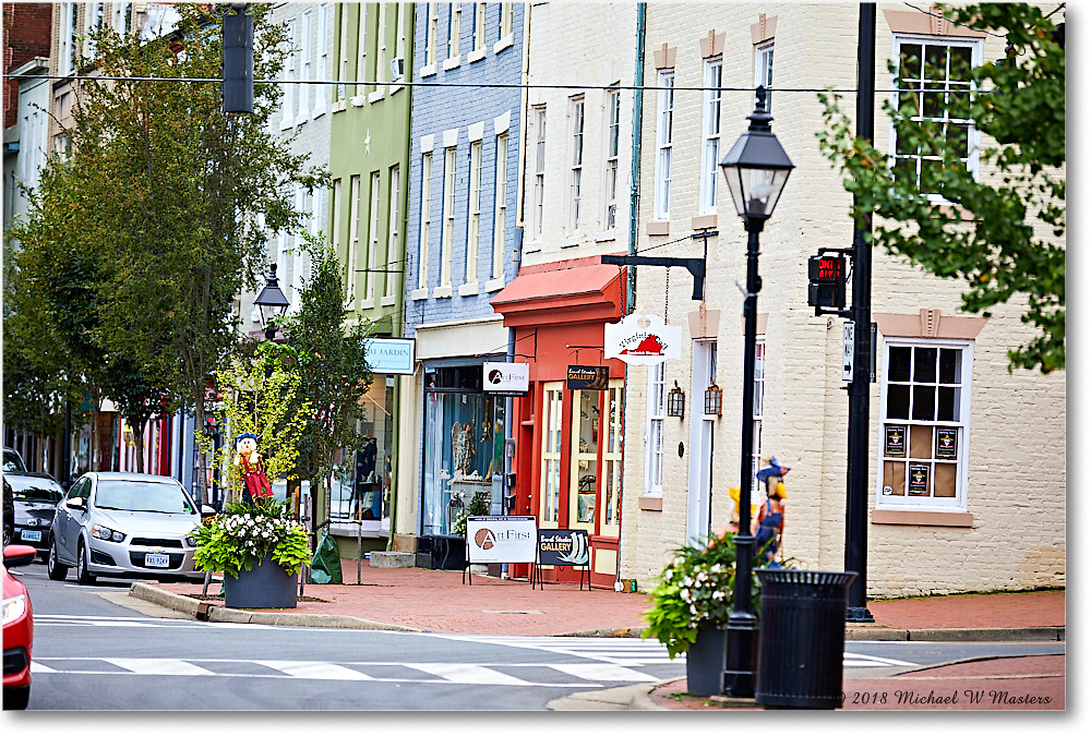 StreetScene_Fredericksburg_2018Oct_5D5A0973 copy