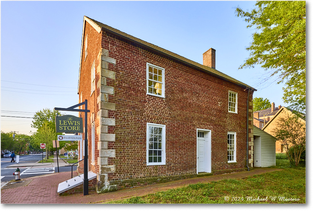 LewisStore_Fredericksburg_2024Apr_R5B27853-55_HDR