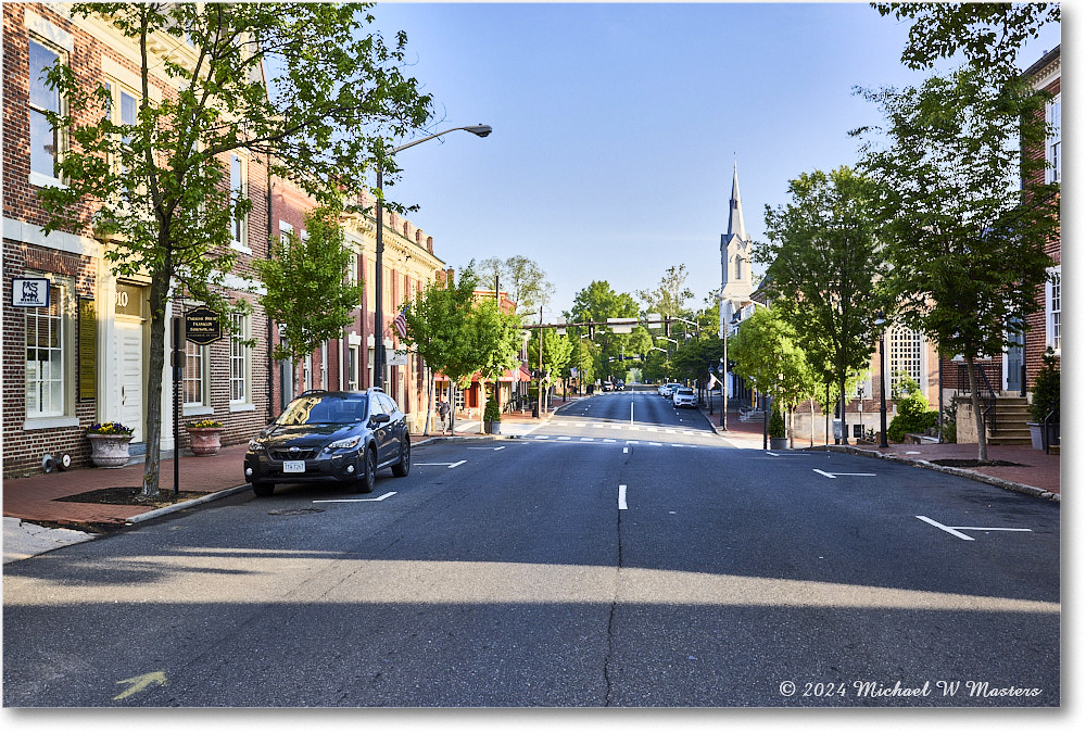 StreetScene_Fredericksburg_2024Apr_R5B27906-07_HDR