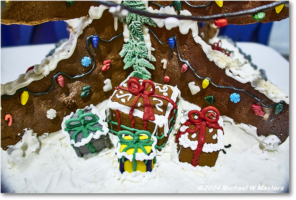 GingerbreadHouses_FerryFarm_2024Dec_G7X00104