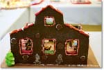 GingerbreadHouse_FerryFarm_2023Dec_R5B14068