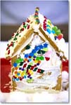 GingerbreadHouse_FerryFarm_2023Dec_R5B14105