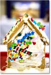 GingerbreadHouse_FerryFarm_2023Dec_R5B14138