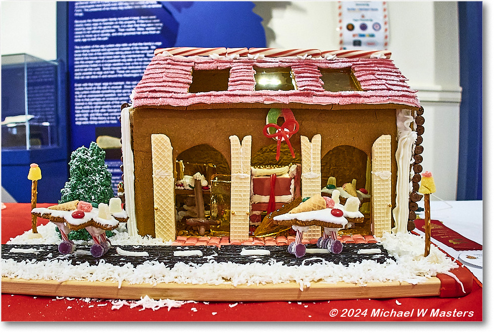 GingerbreadHouses_FerryFarm_2024Dec_G7X00101