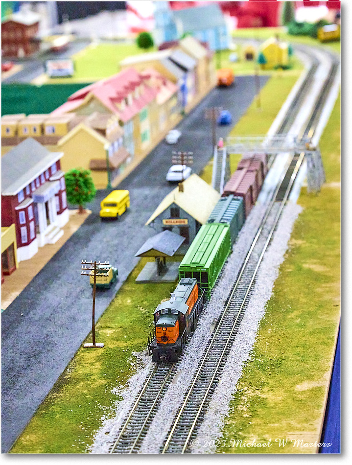 ModelTrainShow_EaglesLodge_2023Dec_R5B13740 copy