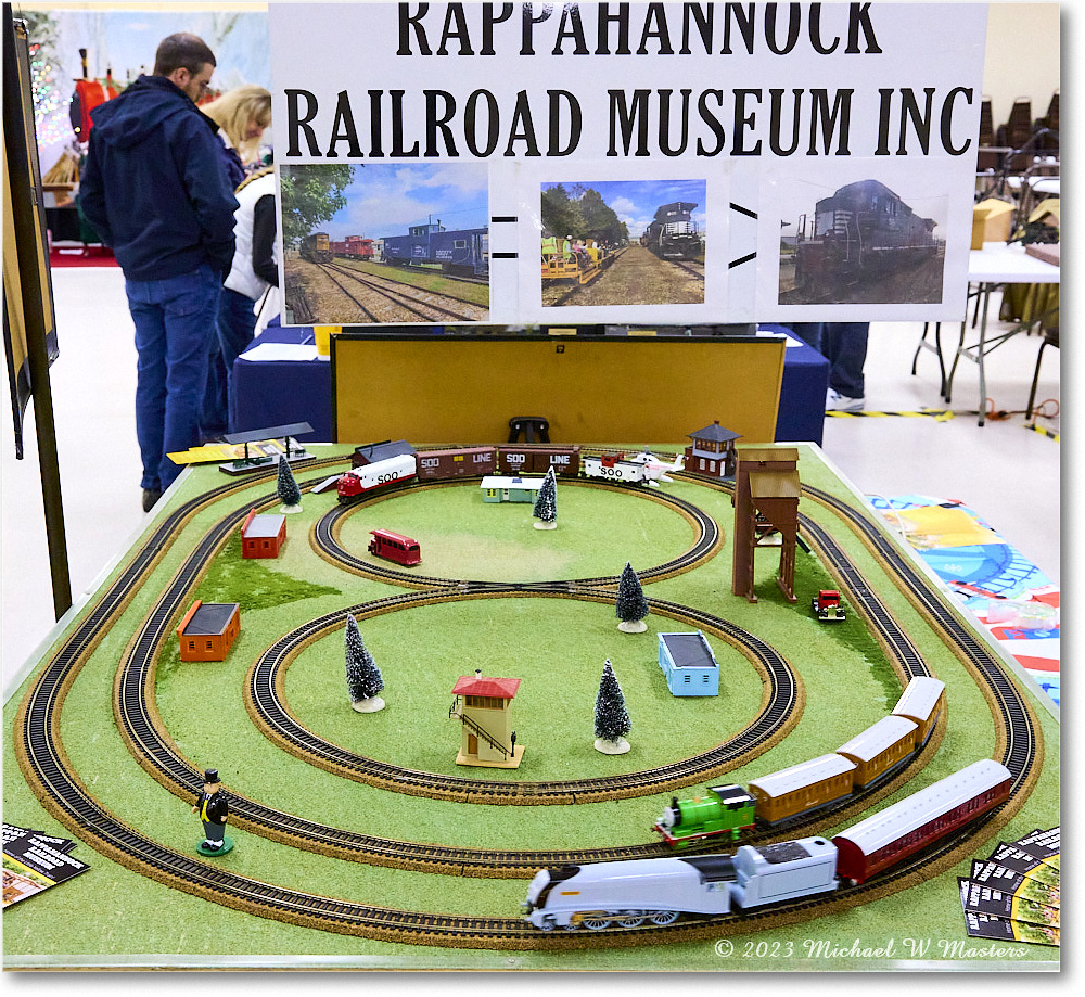 ModelTrainShow_EaglesLodge_2023Dec_R5B13955 copy