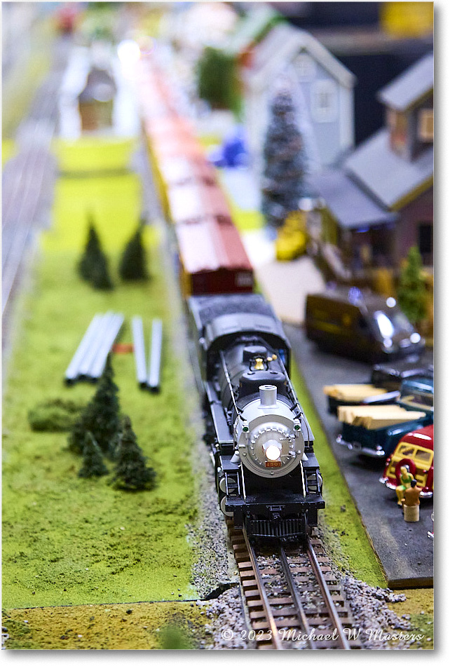 ModelTrainShow_EaglesLodge_2023Dec_R5B14025 copy