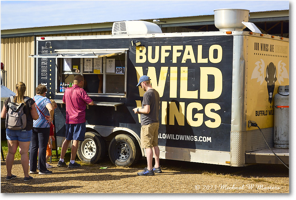 FoodTruck_ShannonAir_2023Oct_R5B13550 copy