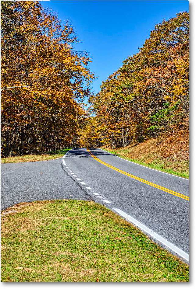 093-CrimoraLake_SkylineDrive_2019Oct_5D4A2280-83