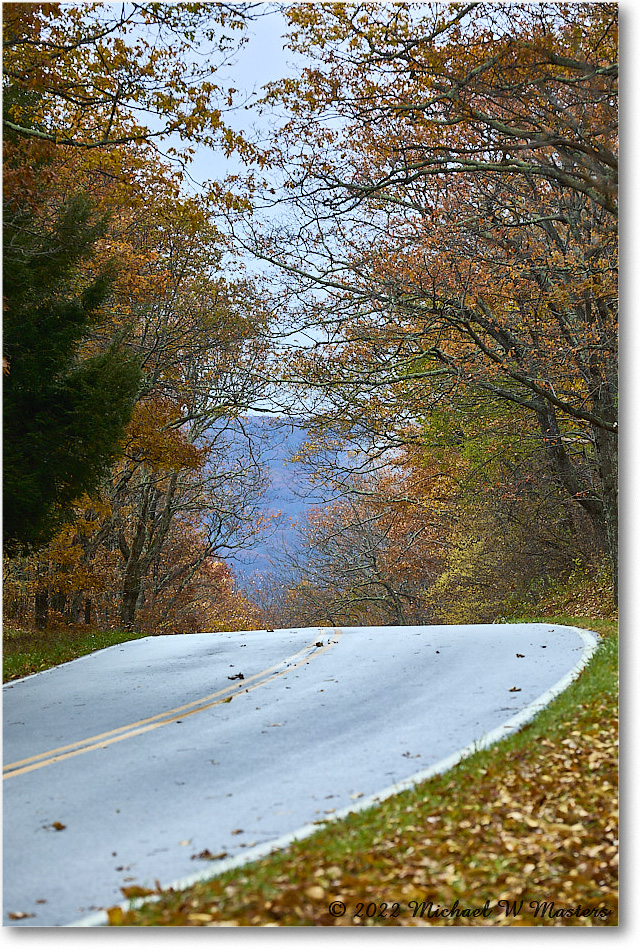 FranklinCliffsOverlook_SkylineDrive_2022Oct_5DB02614