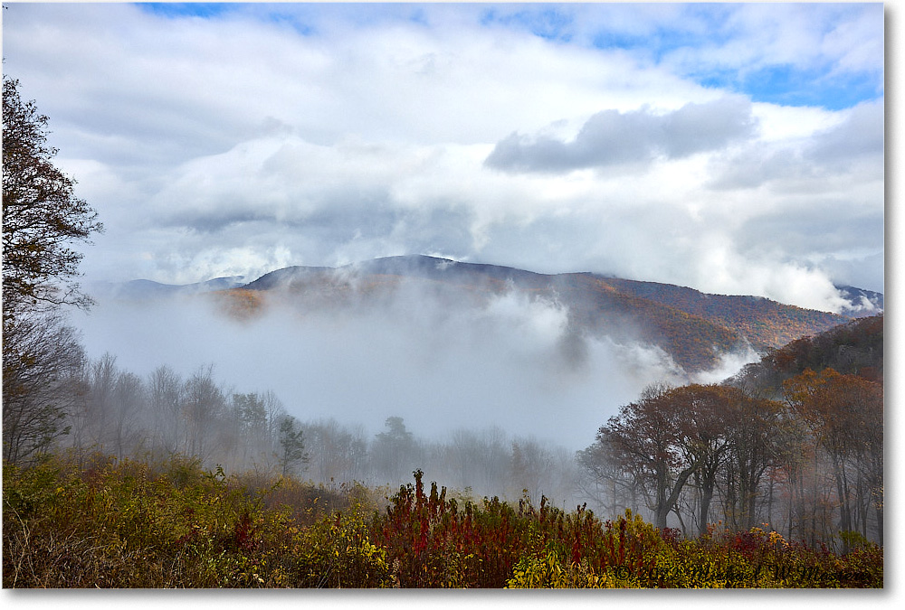 HemlockSpringsOverlook_SkylineDrive_2022Oct_R5A19816-18_HDR