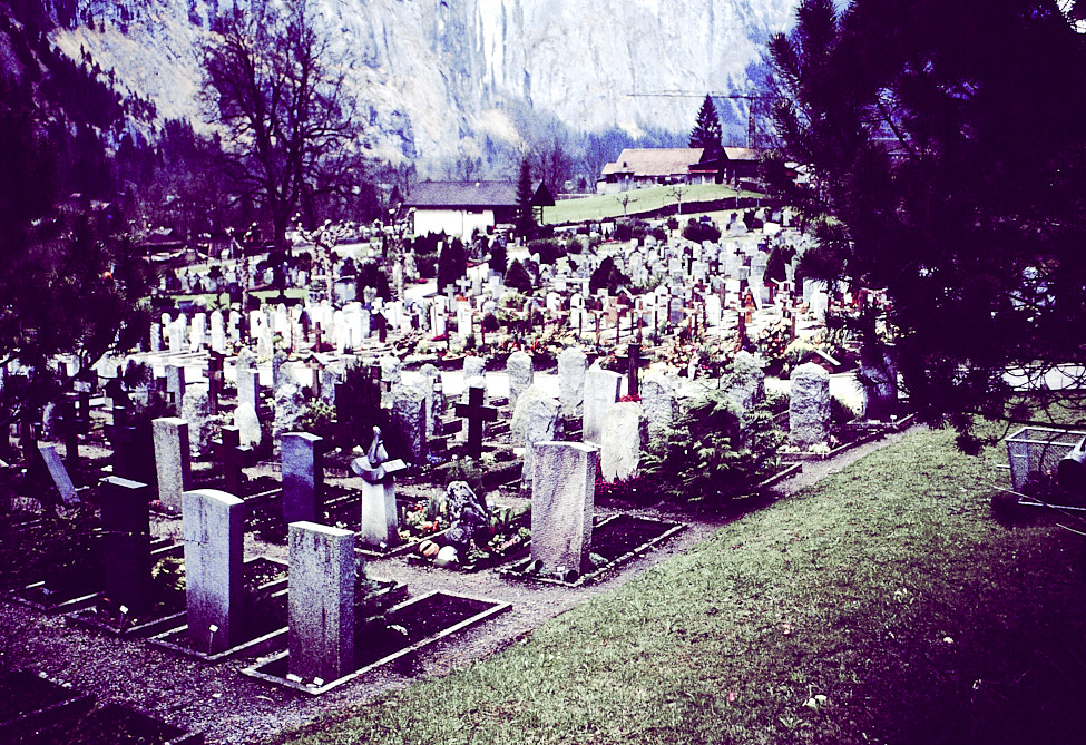 CemeteryAlps-Switzerland-1997Apr-vel23