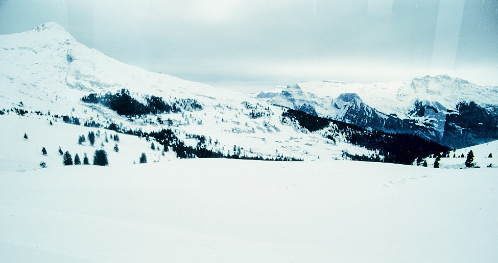 JungFrauRailVeiw-Switzerland-1997Apr-vel9