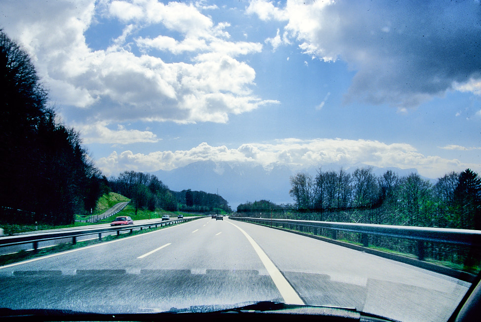 VeveyFreeway-Switzerland-1997Apr-vel15