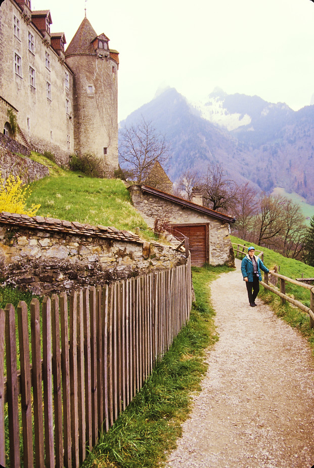 CastleGruyeres-Switzerland-1997AprI-IMG-02