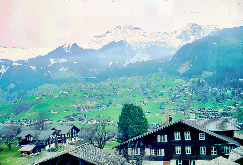 GrindelwaldValley-Switzerland-1997Apr-vel14_1