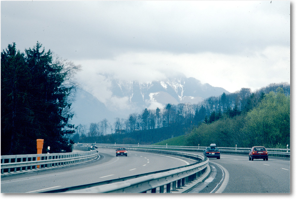 LausanneFreeway-Switzerland-1997Apr-vel1 copy