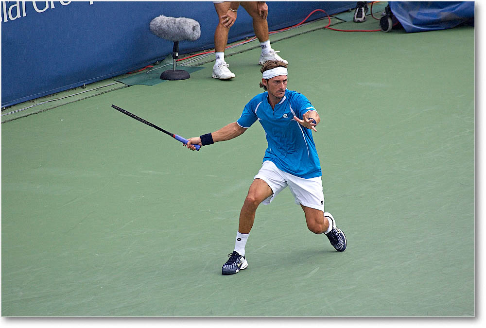 Ferrero_(d_Nadal_QF)_Cincy2006_Y2F9182 copy