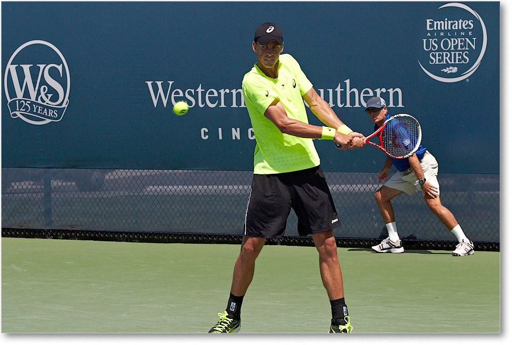 Pospisil (l Goffin R32) Cincy2013_D4C4368 copy