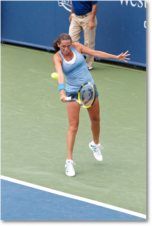 Vinci (d Errani R16) Cincy2013_D4C5659 copy